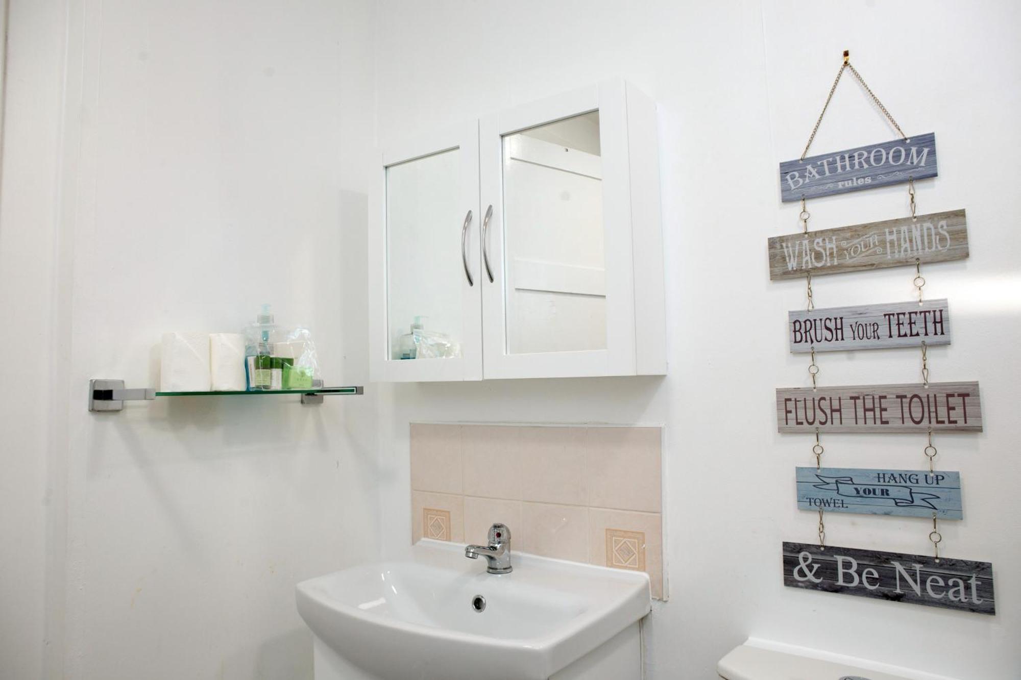 The Summit West End- Elegant Apartment With Free Parking In Prime Location Aberdeen Zewnętrze zdjęcie